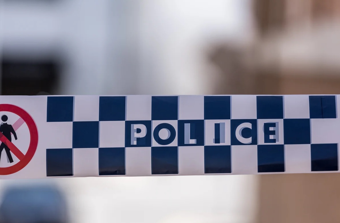 Woman charged over stabbing - 91.1 Hot Fm