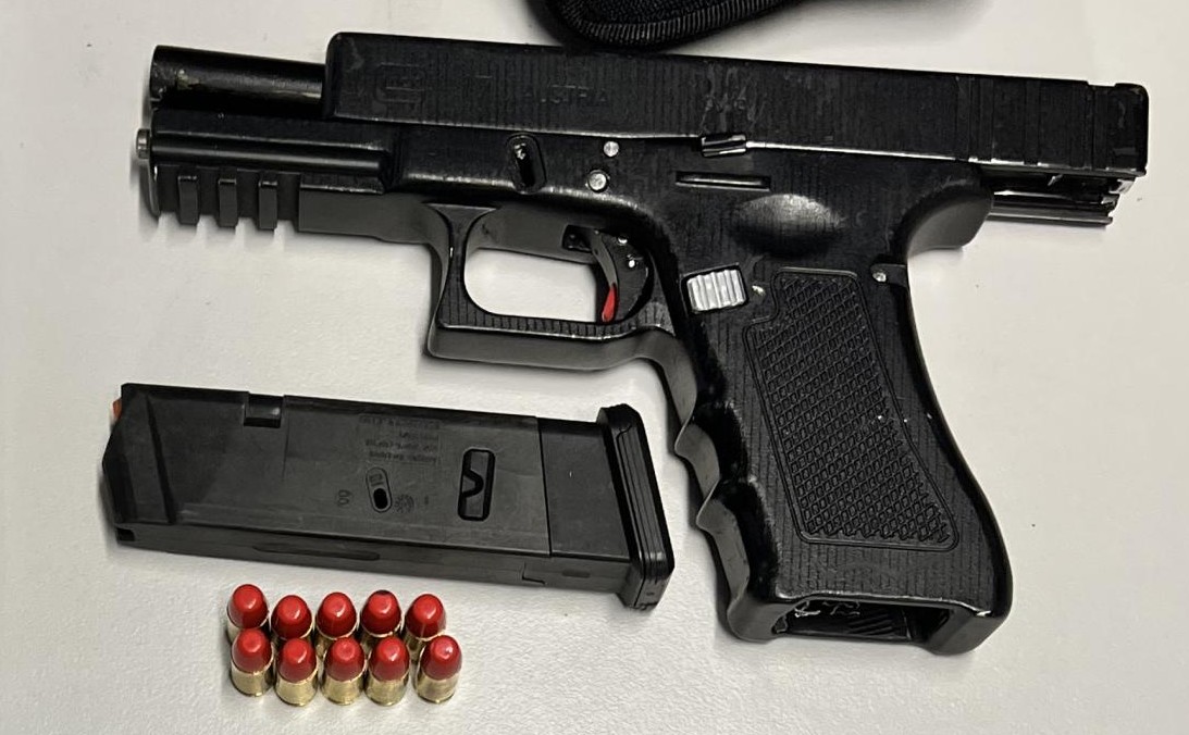Man charged with drug and weapon offences - 91.1 Hot FM