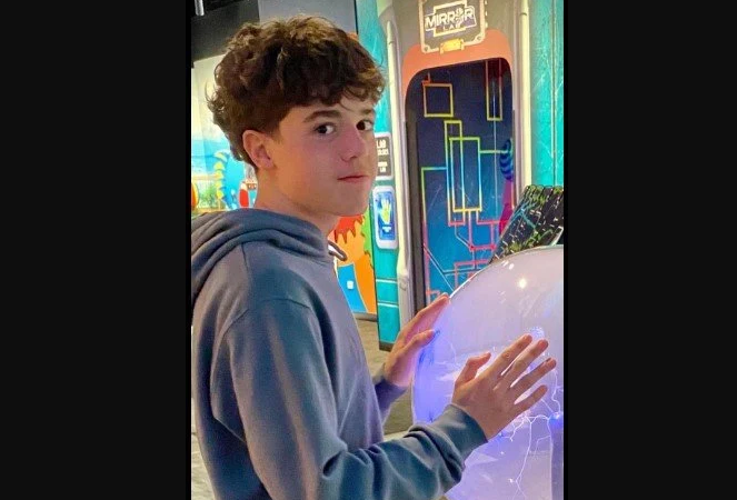 Police search for missing boy - 91.1 Hot Fm